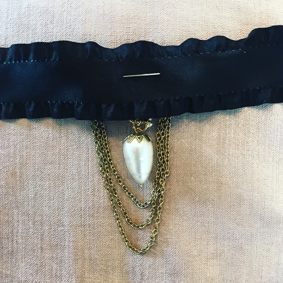 Victorian Steampunk Choker - Picture 5 of 7